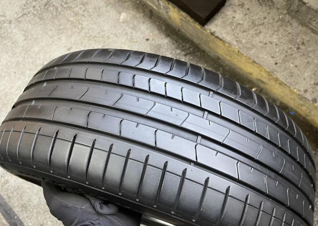 Pirelli P Zero PZ4 225/45 R19 96W