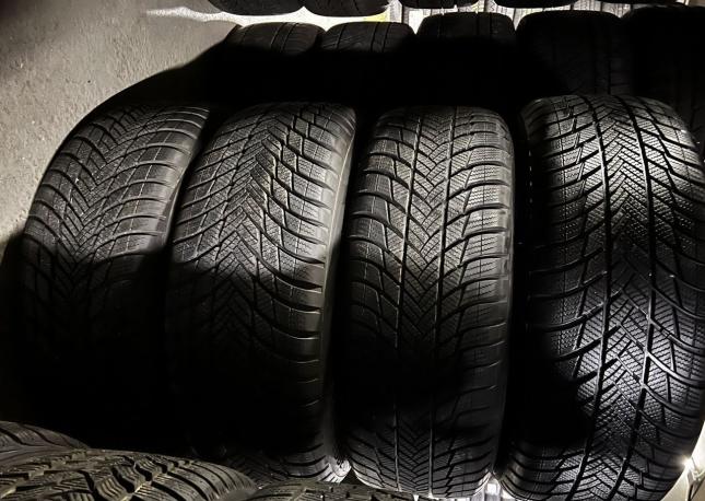 Bridgestone Blizzak LM-001 Evo 225/55 R18