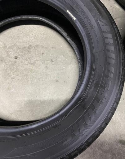 Bridgestone Dueler H/P Sport 215/60 R17