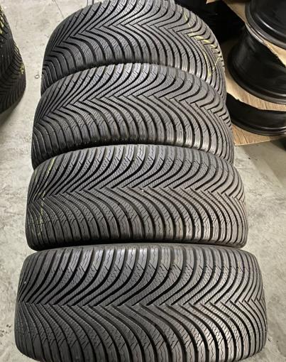 Michelin Alpin 5 215/40 R17