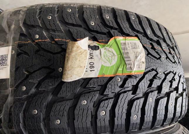 Nokian Tyres Hakkapeliitta 9 SUV 285/50 R20 116T