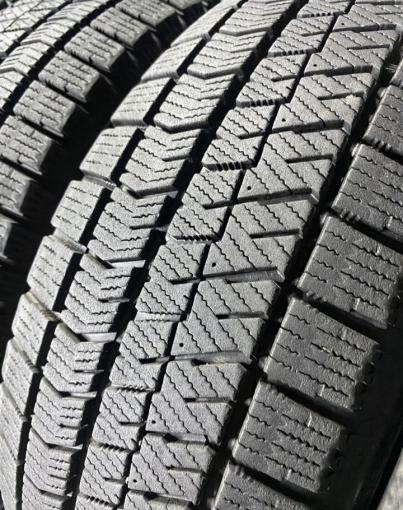 Bridgestone Blizzak VRX2 185/60 R15