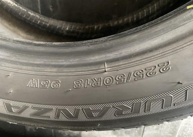 Bridgestone Turanza T001 225/50 R18