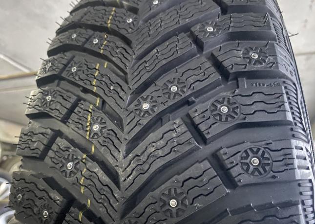 Michelin X-Ice North 4 215/65 R17 103T