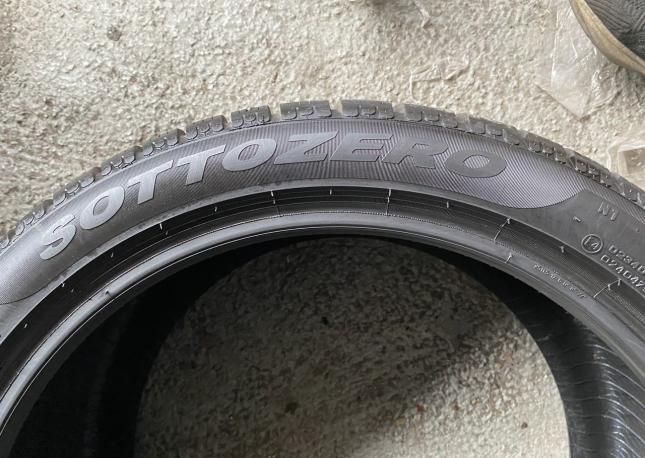 Pirelli Winter Sottozero 240 Serie II 285/35 R20 104V