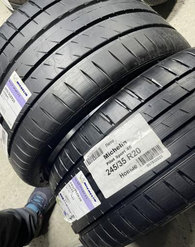 Michelin Pilot Sport 4 S Acoustic 245/35 R20 и 305/30 R20 Y