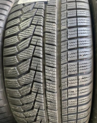 Hankook Winter I&#39;Cept Evo2 W320 225/45 R18