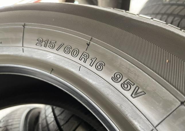 Yokohama dB Decibel E70B 215/60 R16 95V