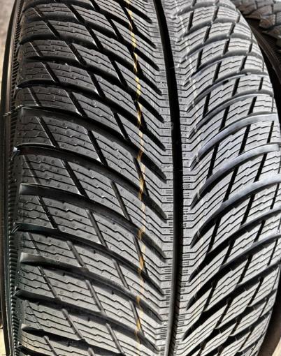 Michelin Pilot Alpin 5 245/45 R19