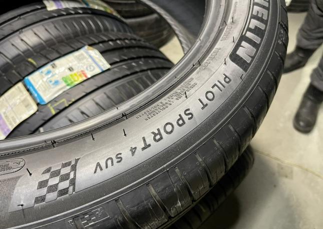 Michelin Pilot Sport 4 S 245/50 R20 102V