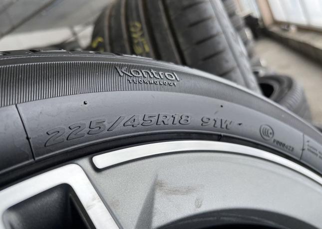 Hankook Ventus S1 Evo 2 K117 225/45 R18
