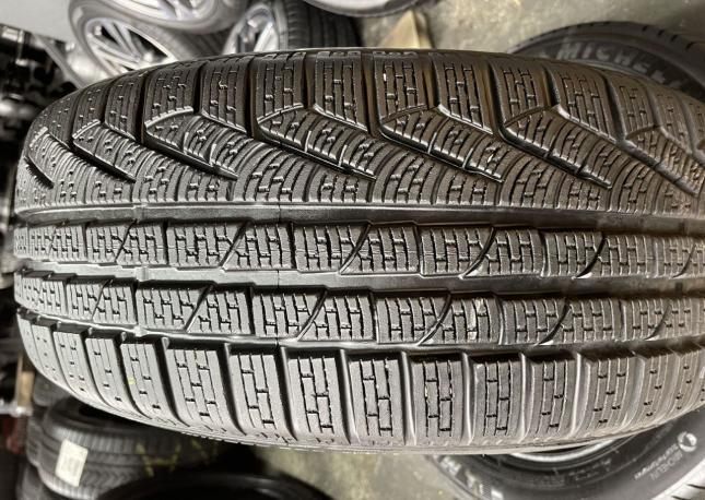 Pirelli Winter Sottozero II 225/55 R17