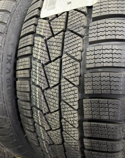 Continental WinterContact TS 860 S 225/40 R19 и 255/35 R19 V