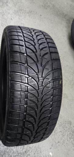 Bridgestone Blizzak LM-32 225/45 R18 95H