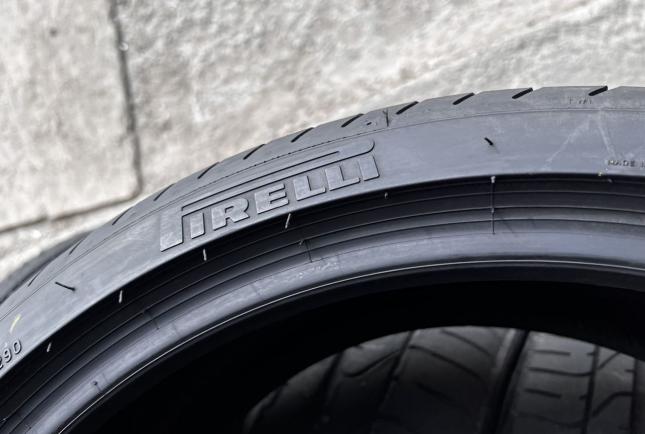 Pirelli P Zero 305/30 R20