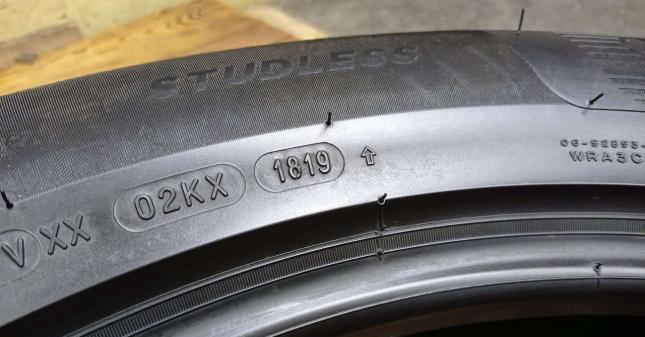 Michelin X-Ice 3 255/50 R19