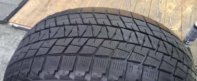 Bridgestone Blizzak DM-V1 265/50 R20 106R