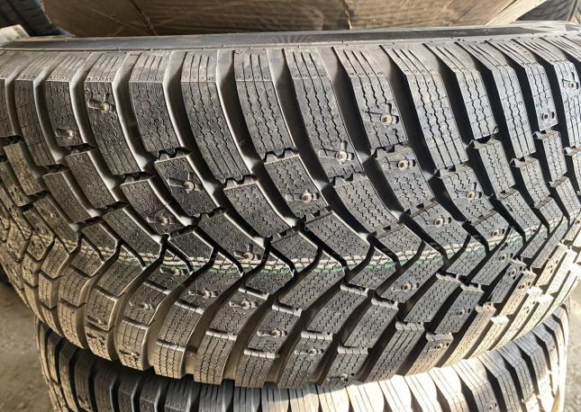 Continental IceContact 3 285/60 R18