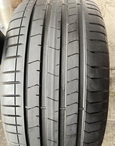 Pirelli P Zero PZ4 275/40 R20 106W