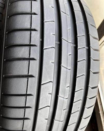 Pirelli P Zero PZ4 255/45 R20