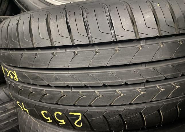 Goodyear EfficientGrip 255/45 R20 и 285/40 R20 104Y