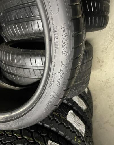 Michelin Pilot Super Sport 265/35 R20 99Y