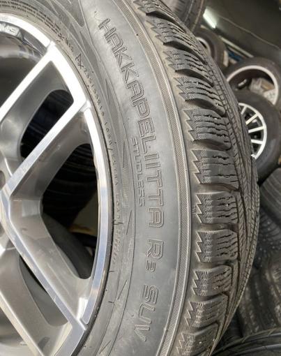 Nokian Tyres Hakkapeliitta R2 235/55 R19