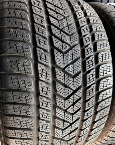 Pirelli Winter Sottozero 3 315/30 R21