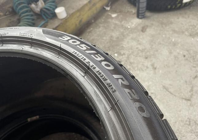 Pirelli Winter Sottozero 3 305/30 R20 103W