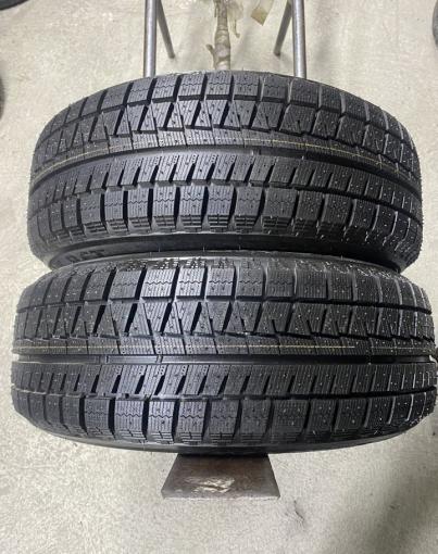 Bridgestone Blizzak RFT 205/60 R16