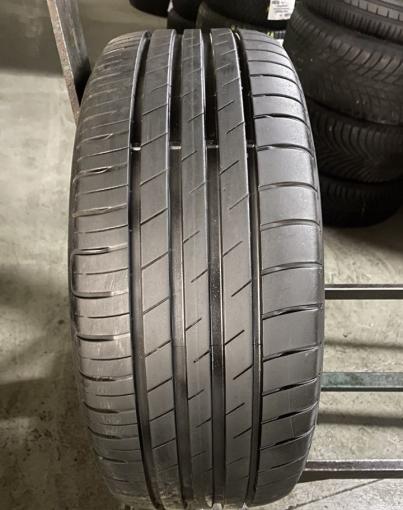 Goodyear EfficientGrip Performance 225/55 R17