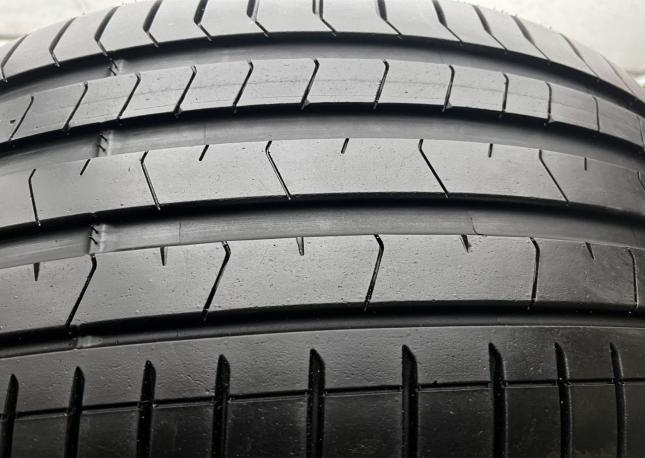 Pirelli P Zero Silver 275/40 R22