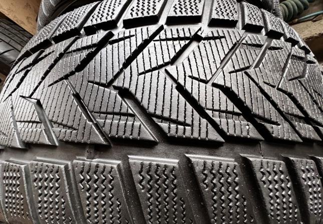 Vredestein Wintrac Xtreme S SUV 245/35 R21