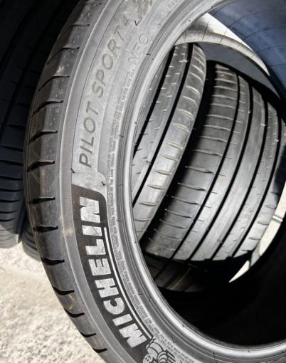 Michelin Pilot Sport 4 245/45 R20