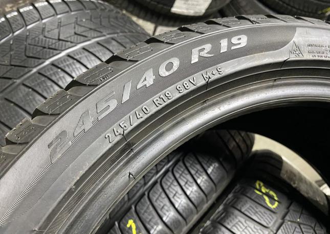 Pirelli Winter Sottozero 3 245/40 R19 и 275/35 R19 98V