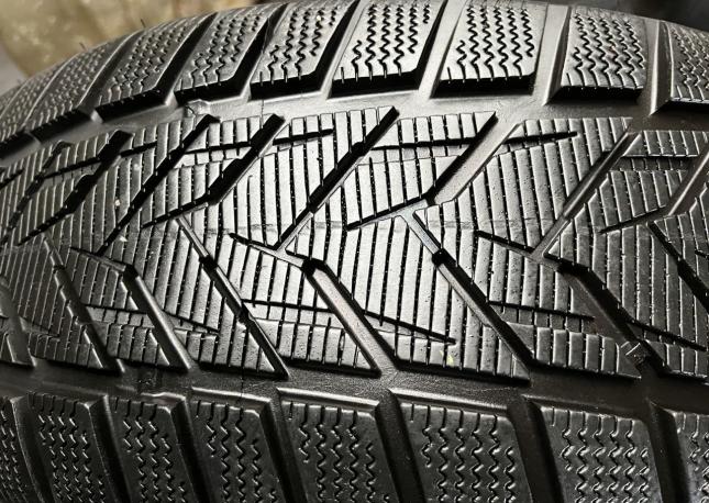 Vredestein Wintrac Xtreme S 235/55 R19
