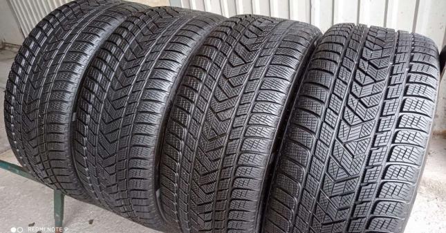 Pirelli Scorpion 285/40 R21