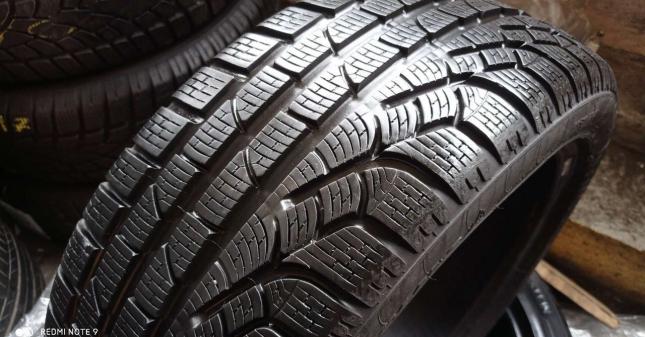 Pirelli Winter Sottozero 215/45 R17