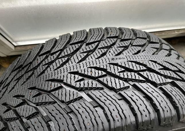 Nokian Tyres Hakkapeliitta R2 225/55 R19