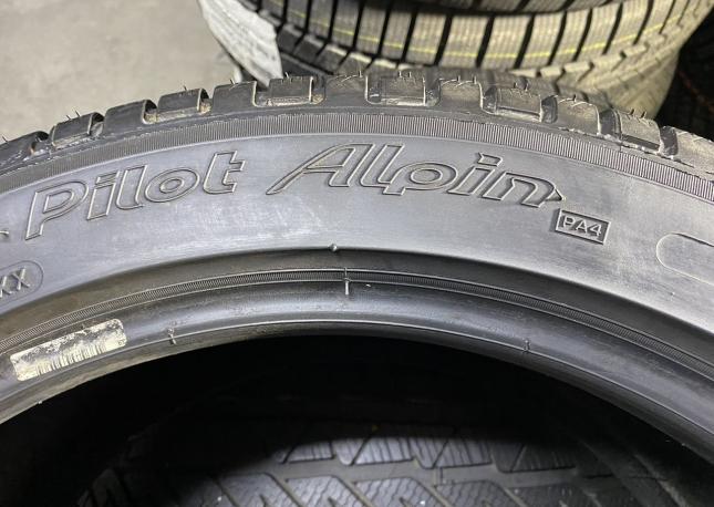 Michelin Pilot Alpin Radial XSE 235/45 R18 98V