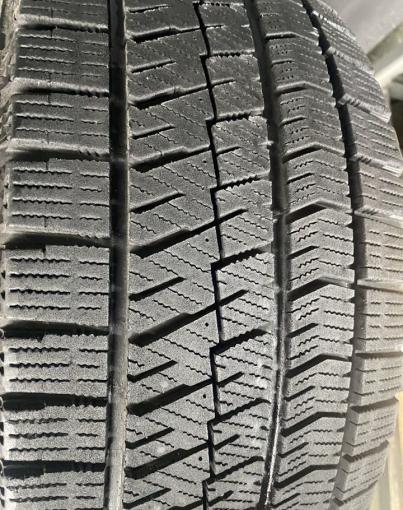 Bridgestone Blizzak VRX2 225/45 R18