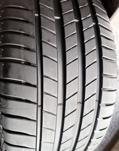 Bridgestone Turanza T005 225/40 R18