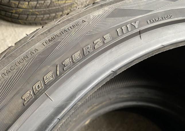 Yokohama Advan Sport V105 305/35 R23 111Y