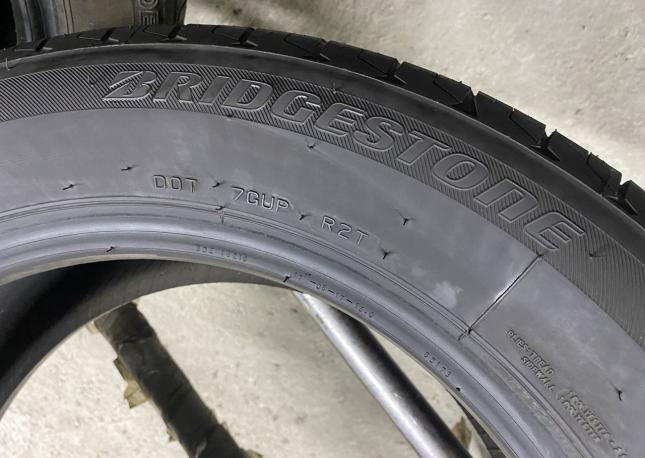 Bridgestone Turanza T001 225/55 R17