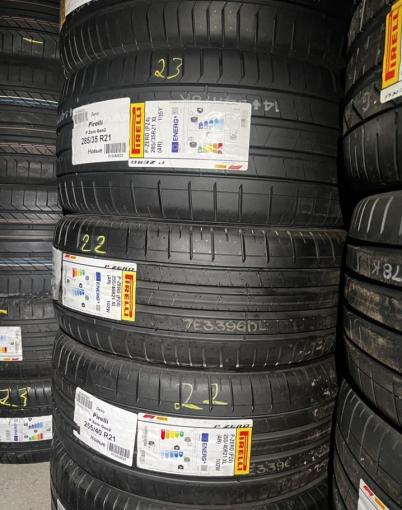 Pirelli P Zero PZ4 255/40 R21 и 285/35 R21