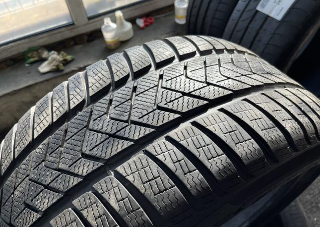 Pirelli Winter Sottozero 3 245/40 R19 и 275/35 R19 100V