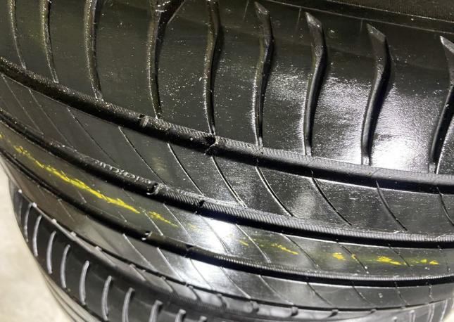 Michelin Primacy 4 235/55 R17