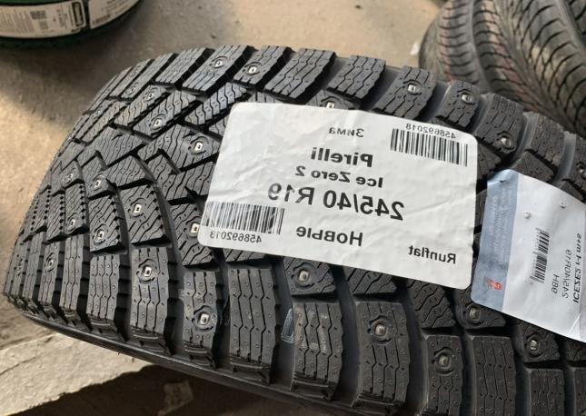 Pirelli Ice Zero 2 245/40 R19