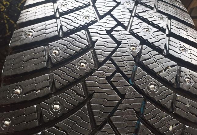 Pirelli Scorpion Ice Zero 2 285/50 R20