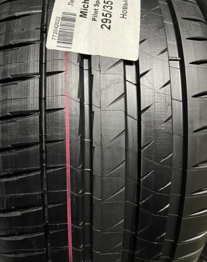 Michelin Pilot Sport 4 S Acoustic 295/35 R21 и 315/30 R22 Y